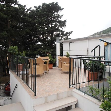 Apartment Perovic Baška Voda Екстериор снимка