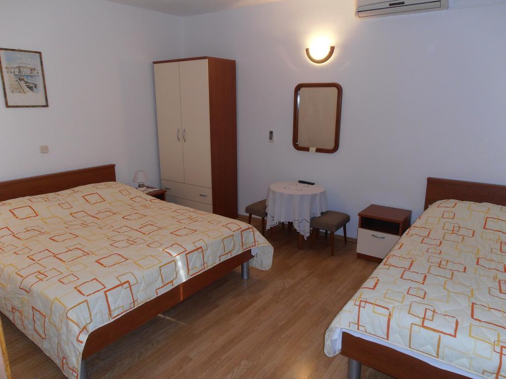 Apartment Perovic Baška Voda Екстериор снимка