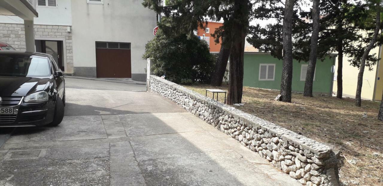 Apartment Perovic Baška Voda Екстериор снимка